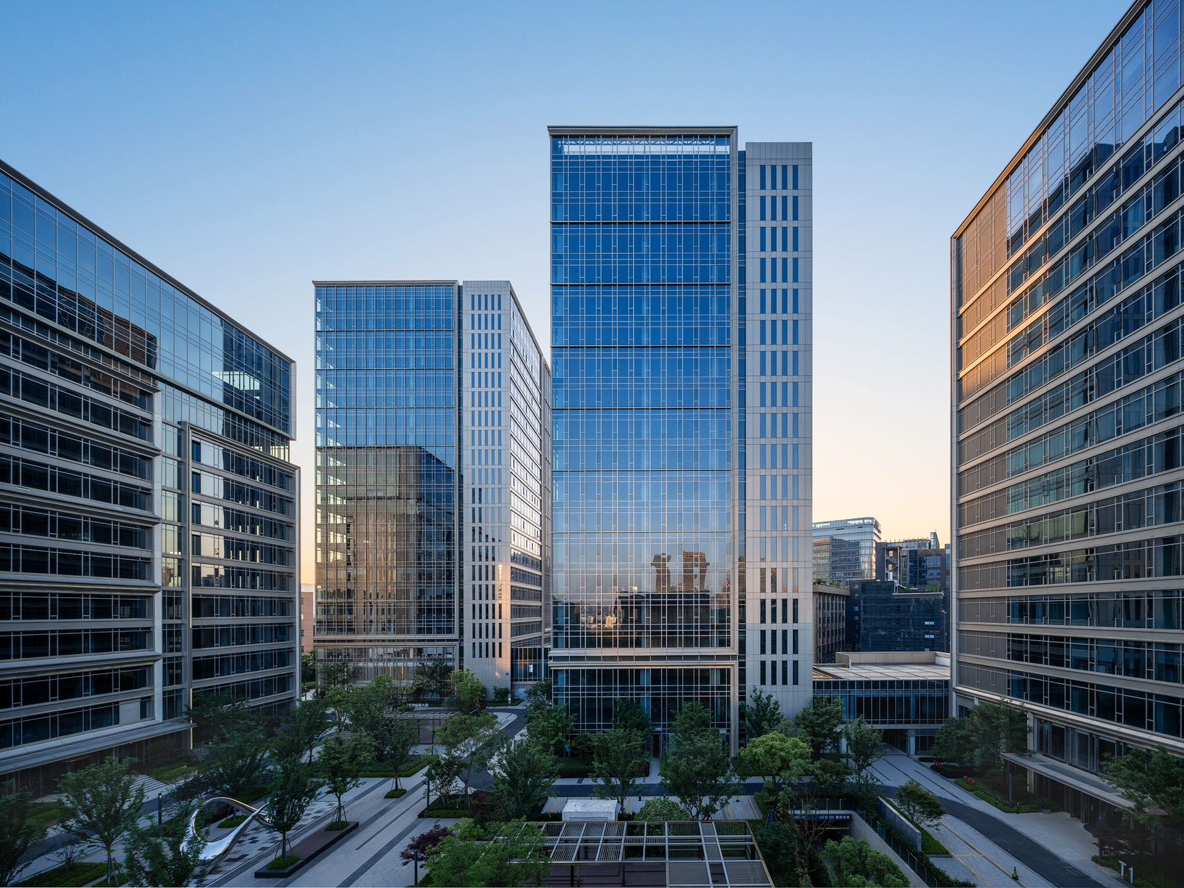 金地威新科技园外立面